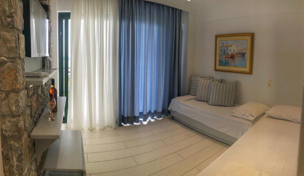 Azzurro Hotel Katsaros  Ngoại thất bức ảnh