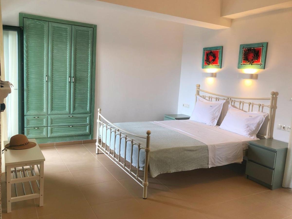 Azzurro Hotel Katsaros  Ngoại thất bức ảnh
