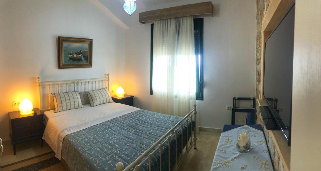 Azzurro Hotel Katsaros  Ngoại thất bức ảnh