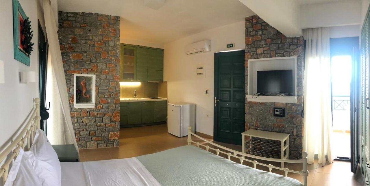 Azzurro Hotel Katsaros  Ngoại thất bức ảnh