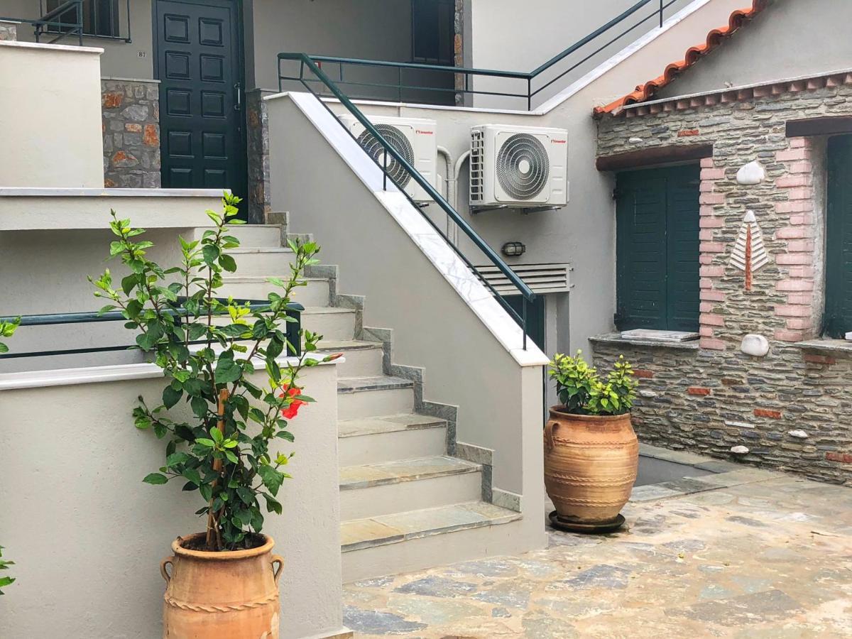 Azzurro Hotel Katsaros  Ngoại thất bức ảnh
