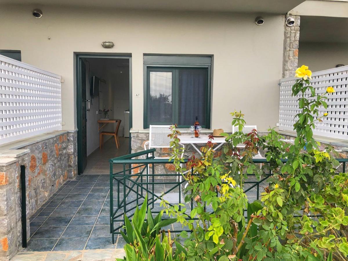Azzurro Hotel Katsaros  Ngoại thất bức ảnh
