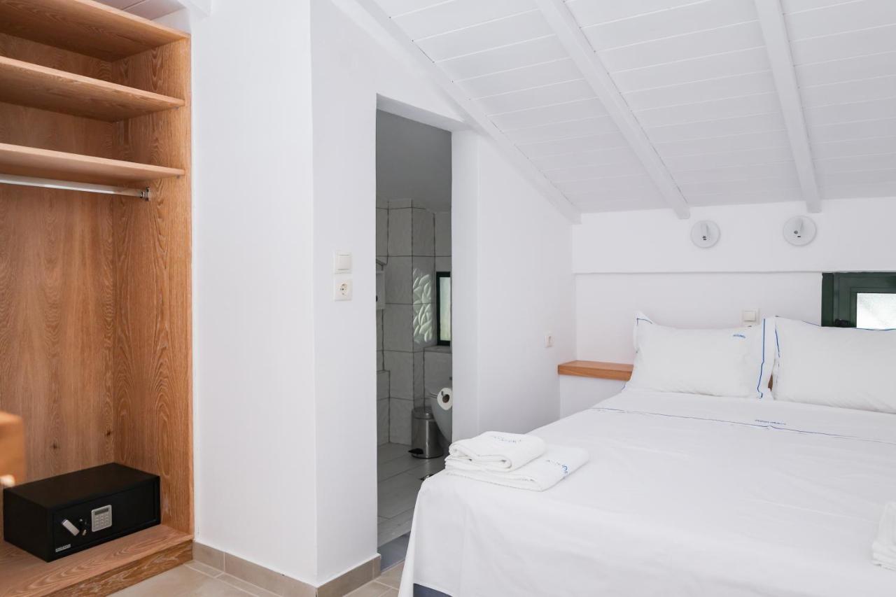 Azzurro Hotel Katsaros  Ngoại thất bức ảnh