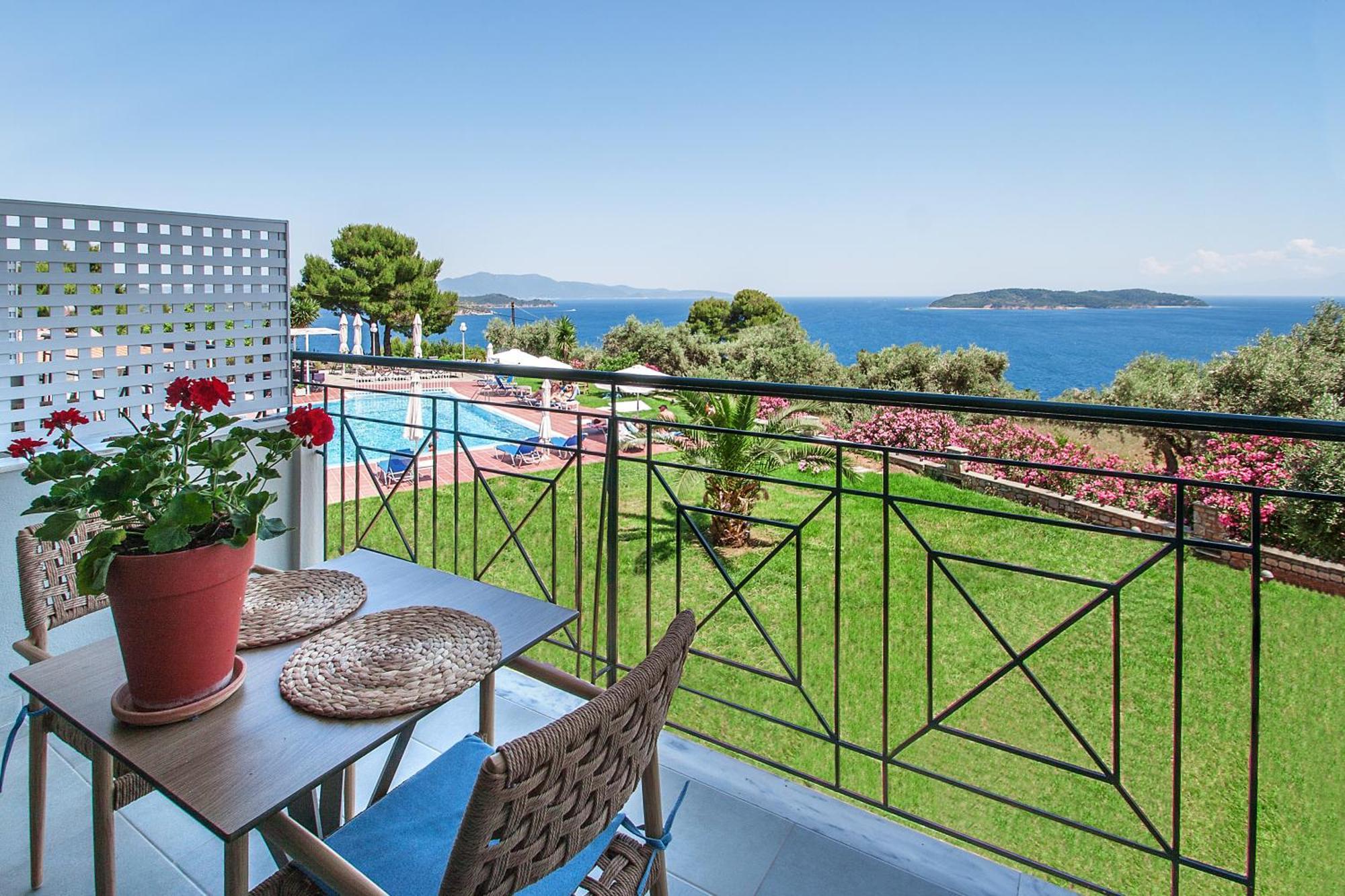Azzurro Hotel Katsaros  Ngoại thất bức ảnh
